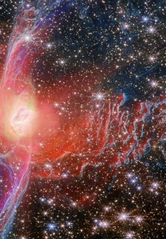 سحابی سحابی,لحظه درخشان مرگ یک ستاره در سحابی سرخ