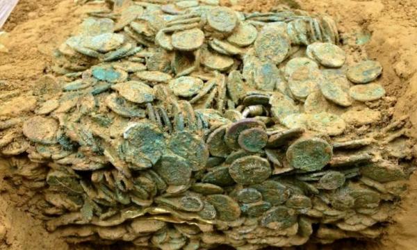 سکه,گنجینۀ 70 هزار سکّه‌