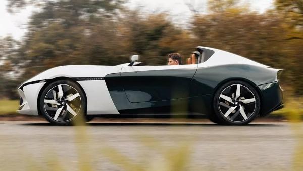 جانشین معنوی جگوار E-Type جانشین معنوی جگوار E-Type,لانگبو اسپیدستر