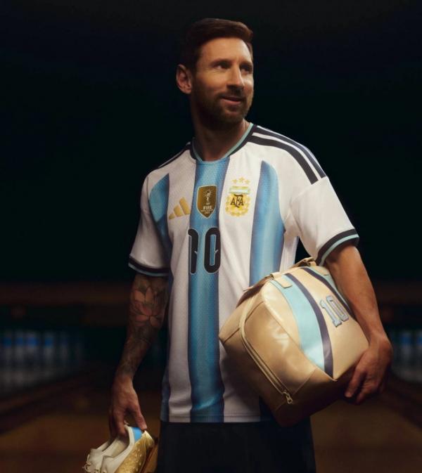 لیونل مسی لیونل مسی,رونمایی مسی از پیراهن جدید تیم ملی آرژانتین