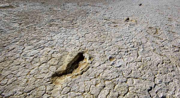 دریاچه مانگو دریاچه مانگو,کشف اسکلت 40 هزارسالهای در کنار دریاچۀ باستانی