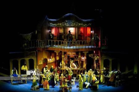 مایش موزیکال الیور توئیست مایش موزیکال الیور توئیست,حسین پارسایی