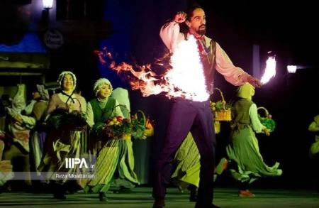 مایش موزیکال الیور توئیست مایش موزیکال الیور توئیست,حسین پارسایی