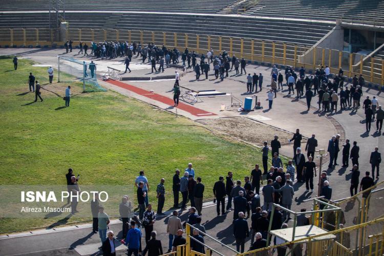 تصاویر مراسم تشییع پیکر اکبر کارگرجم تصاویر مراسم تشییع پیکر اکبر کارگرجم,تصاویر مراسم تشییع جنازه اکبر کارگرجم,عکس های ورزشکاران در مراسم تشییع پیکر اکبر کارگرجم