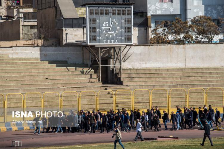 تصاویر مراسم تشییع پیکر اکبر کارگرجم تصاویر مراسم تشییع پیکر اکبر کارگرجم,تصاویر مراسم تشییع جنازه اکبر کارگرجم,عکس های ورزشکاران در مراسم تشییع پیکر اکبر کارگرجم