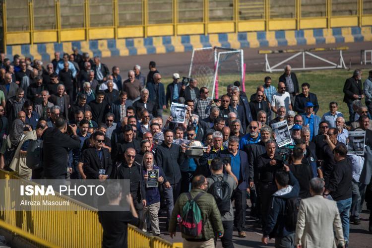 تصاویر مراسم تشییع پیکر اکبر کارگرجم تصاویر مراسم تشییع پیکر اکبر کارگرجم,تصاویر مراسم تشییع جنازه اکبر کارگرجم,عکس های ورزشکاران در مراسم تشییع پیکر اکبر کارگرجم