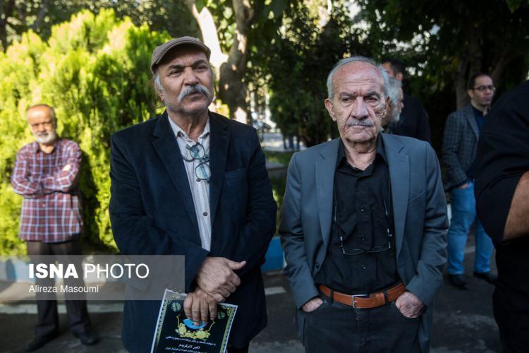 تصاویر مراسم تشییع پیکر اکبر کارگرجم تصاویر مراسم تشییع پیکر اکبر کارگرجم,تصاویر مراسم تشییع جنازه اکبر کارگرجم,عکس های ورزشکاران در مراسم تشییع پیکر اکبر کارگرجم