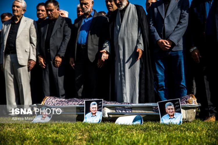 تصاویر مراسم تشییع پیکر اکبر کارگرجم تصاویر مراسم تشییع پیکر اکبر کارگرجم,تصاویر مراسم تشییع جنازه اکبر کارگرجم,عکس های ورزشکاران در مراسم تشییع پیکر اکبر کارگرجم