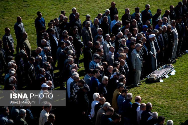 تصاویر مراسم تشییع پیکر اکبر کارگرجم تصاویر مراسم تشییع پیکر اکبر کارگرجم,تصاویر مراسم تشییع جنازه اکبر کارگرجم,عکس های ورزشکاران در مراسم تشییع پیکر اکبر کارگرجم