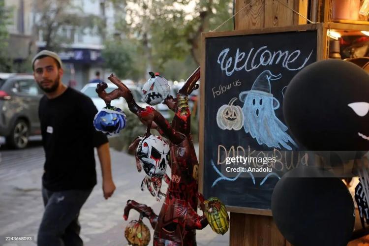 تصاویر جشن هالووین 2025 در تهران تصاویر جشن هالووین 2025 در تهران,عکس های جشن هالووین در ایران,تصاویر جشن هالووین در تهران