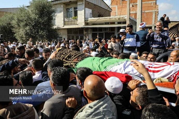 تصاویر مراسم تشییع پیکر صابر کاظمی تصاویر مراسم تشییع پیکر صابر کاظمی,عکس های مراسم تشییع پیکر صابر کاظمی,تصاویری از مراسم تشییع جنازه صابر کاظمی