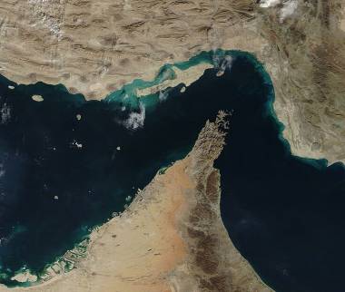 تنگه هرمز,توقیف یک کشتی توسط ایران در تنگه هرمز