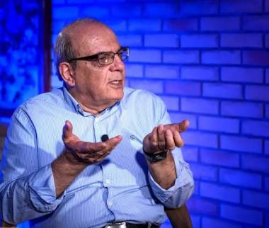 عباس عبدی,واکنش عباس عبدی به برخوردهای دوگانه سیاسی قضایی در کشور