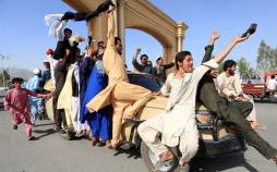 کاسبی جدید از طریق افغانستانیها در ایران ؛ ۲۰۰ میلیون بده کارت آمایش بگیر! کارت آمایش,کاسبی جدید از طریق افغانستانیها در ایران