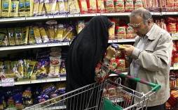 روزنامه اطلاعات: با حذف ارز ترجیحی میخواهید جلوی رانت را بگیرید اما این مردم هستند که تنبیه میشوند تورم در ایران,وضعیت گرانی در ایران