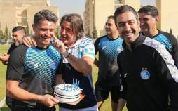 وریا غفوری,جشن تولد غفوری در تمرین استقلال