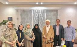 کروبی در دیدار با فرزندان موسوی و رهنورد: برخی در مجلس برای پوتین یقه پاره میکنند کروبی,دیدار فرزندان موسوی با کروبی