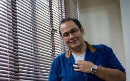 رضا داودنژاد,اکران قرمز یواش با بازی رضا داوودنژاد