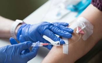 هزینه تزریق داروی سرطانی,افزایش قیمت دارو در ایران