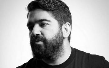 جی جی,مجوز جی جی خواننده گروه زد بازی