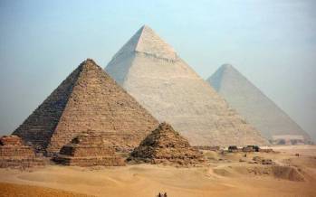 مصر,کشف فضاهای مشکوک در اهرام مصر