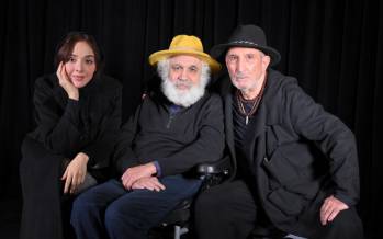 المیرا دهقانی,نمایش باد زرد ونگوگ