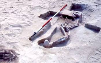 دریاچه مانگو,کشف اسکلت 40 هزارساله‌ای در کنار دریاچۀ باستانی