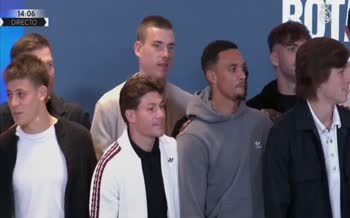 فیلم | اهدای کفش طلای اروپا به امباپه  فیلم | اهدای کفش طلای اروپا به امباپه