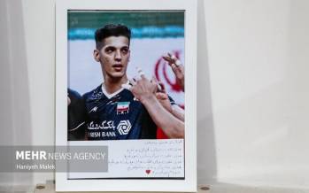 تصاویر | تشییع پیکر «صابر کاظمی» در آق قلا تصاویر مراسم تشییع پیکر صابر کاظمی,عکس های مراسم تشییع پیکر صابر کاظمی,تصاویری از مراسم تشییع جنازه صابر کاظمی