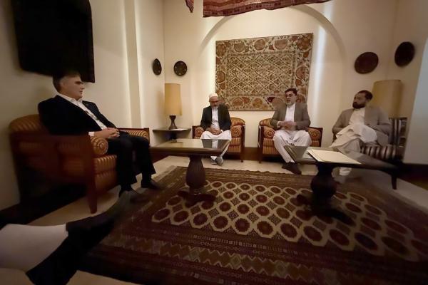 فرزین در هرات,حاجی بصیر رئیس صرافان هرات