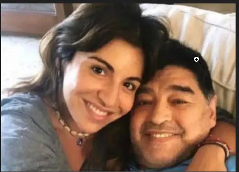 پرونده مرگ دیه‌گو مارادونا,مارادونا و دخترش