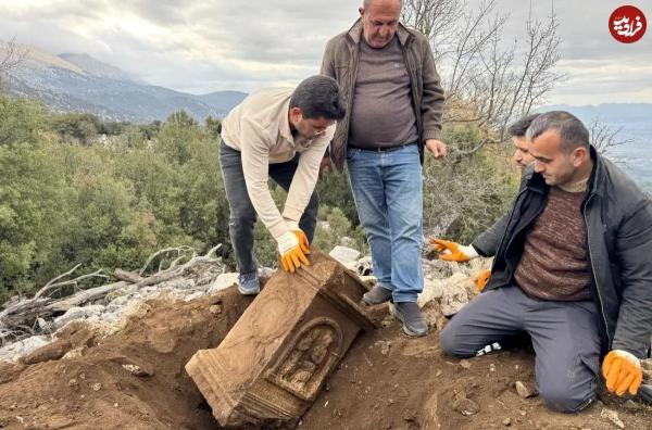 کتیبه کتیبه,کشف تصادفی کتیبۀ مربوط به روم باستان توسط یک چوپان