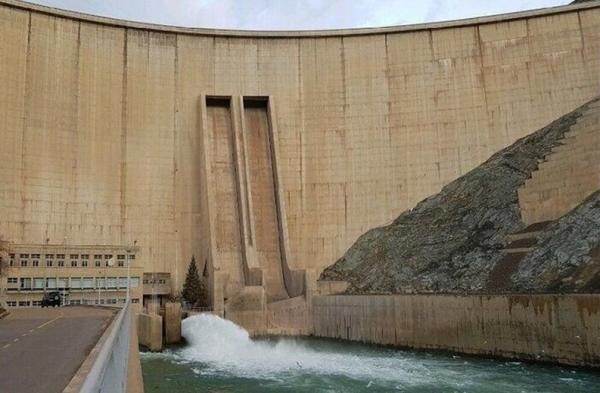 حجم سد زایندهرود حجم سد زایندهرود,کاهش حجم سد زایندهرود