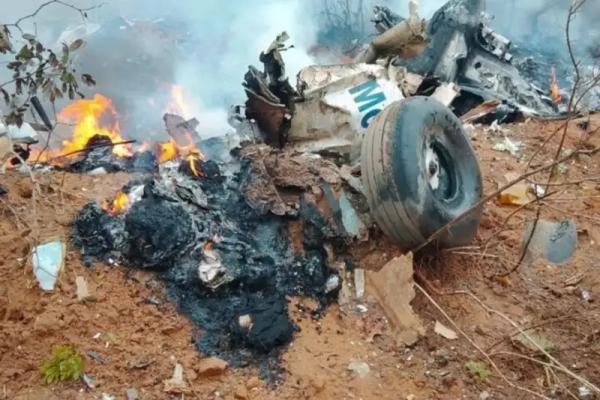 سقوط مرگبار یک هواپیما نظامی در سودان سقوط مرگبار یک هواپیما نظامی در سودان,جنگ در سودان