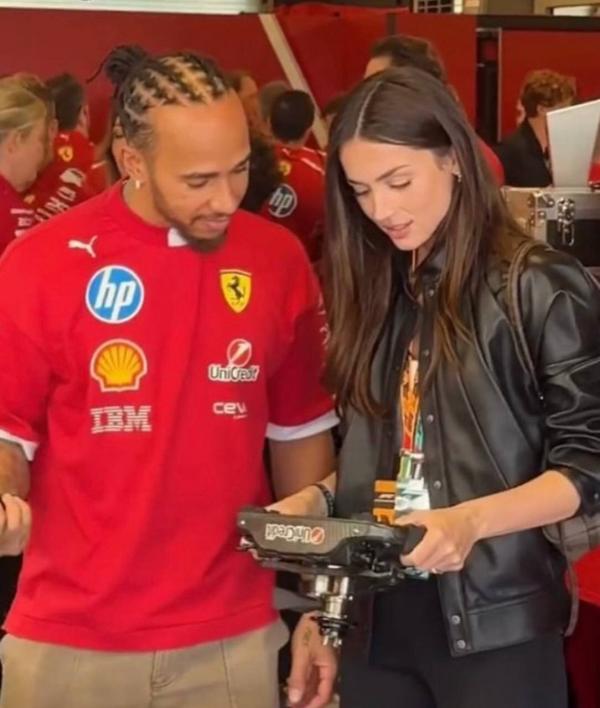 آنا د آمارس,حضور آنا د آمارس در مسابقات فرمول یک ابوظبی