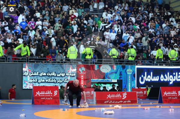 درگیری در دیدار کشتی استقلال و بانک شهر,لیگ کشتی آزاد