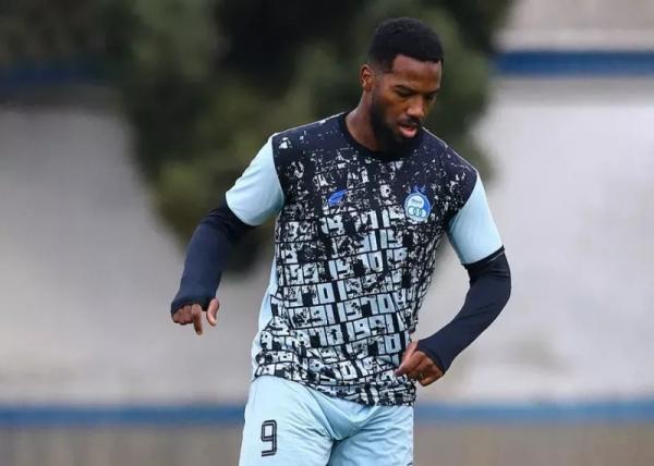 نازون نازون,پیام نازون برای هواداران استقلال