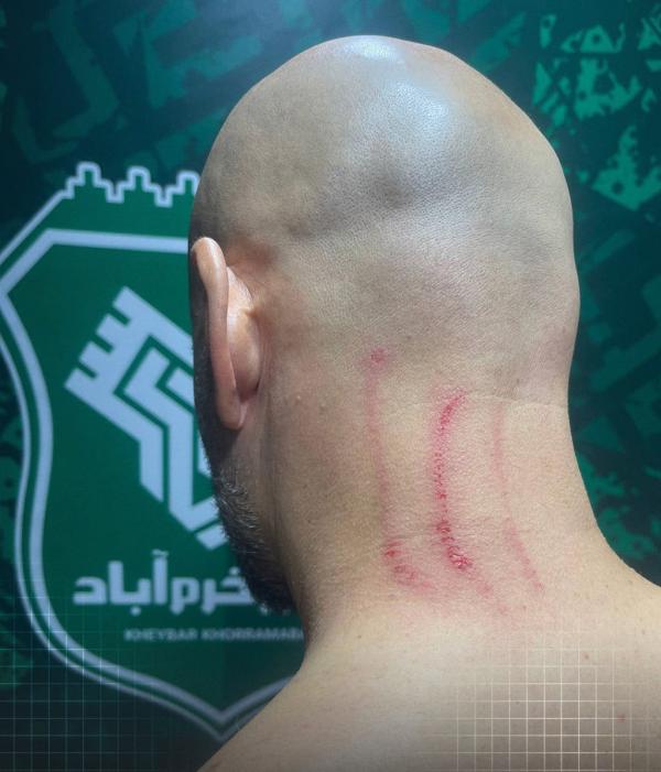 درگیری لفظی ساپینتو و رحمتی درگیری لفظی ساپینتو و رحمتی,دیدار استقلال و خیبر