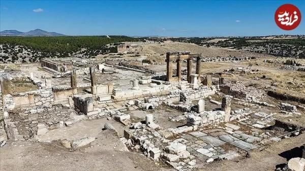 استادیوم باستانی,کشف استادیوم ۲ هزارساله در کنار یک درّۀ عمیق