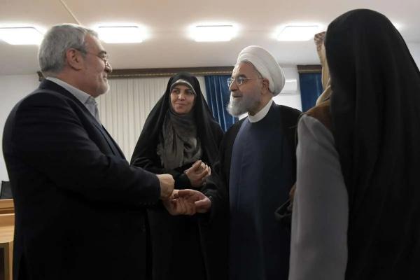 حسن روحانی,تذکر به سفیر ایران در چین به خاطر دیدار با روحانی