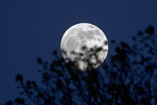 ماه,ماه در حضیض زمینی