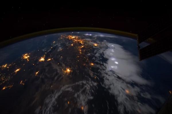 پرواز در شب پرواز در شب,عکس روز ناسا از پرواز شبهنگام بر فراز زمین