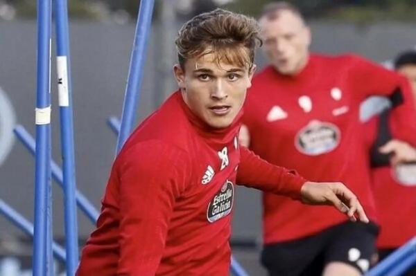 دنیس اکرت دنیس اکرت,حضور دنیس اکرت در تیم ملی فوتبال ایران