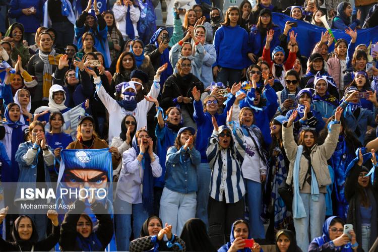 تصاویر دیدار پرسپولیس و استقلال,عکس های دیدار استقلال و پرسپولیس در دربی تهران,تصاویر دربی 106