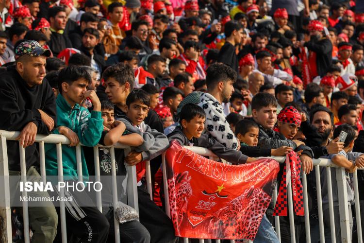 تصاویر دیدار پرسپولیس و استقلال,عکس های دیدار استقلال و پرسپولیس در دربی تهران,تصاویر دربی 106