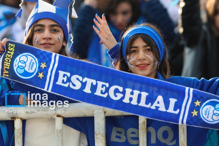 تصاویر دیدار پرسپولیس و استقلال تصاویر دیدار پرسپولیس و استقلال,عکس های دیدار استقلال و پرسپولیس در دربی تهران,تصاویر دربی 106