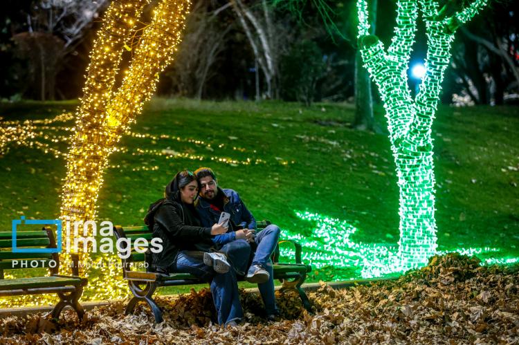 تصاویر جشنواره نور در یلدای ایرانی تصاویر جشنواره نور در یلدای ایرانی,عکس های جشنواره نور در یلدای ایرانی در آذر 1404,تصاویری از جشنواره نور در یلدای ایرانی در تهران