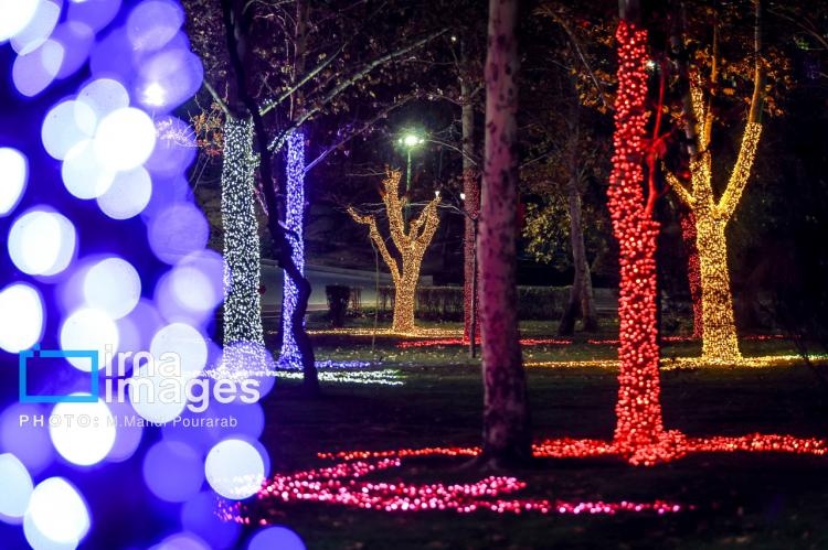 تصاویر جشنواره نور در یلدای ایرانی تصاویر جشنواره نور در یلدای ایرانی,عکس های جشنواره نور در یلدای ایرانی در آذر 1404,تصاویری از جشنواره نور در یلدای ایرانی در تهران