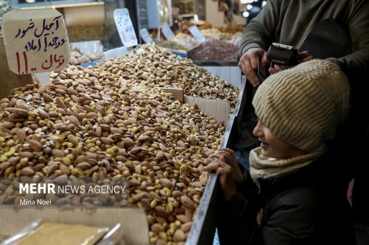 تصاویر خلوتی بازار تبریز در شب یلدا,عکس های خلوت بودن بازار تبریز در شب یلدا,تصاویر بازار تبریز در شب یلدا 1404