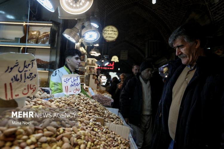 تصاویر خلوتی بازار تبریز در شب یلدا,عکس های خلوت بودن بازار تبریز در شب یلدا,تصاویر بازار تبریز در شب یلدا 1404